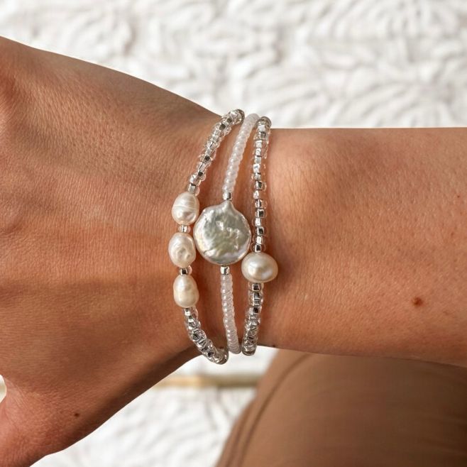 ✨ Během Vánoc všichni hledáme světlo kolem sebe — v ozdobách, ve světýlkách, v dárkových mašlích. To nejhezčí světlo však...